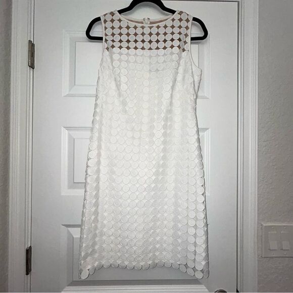 LAUREN Ralph Lauren Geometric Polka Dot Overlay Sleeveless Sheath Dress - Picture 4 of 11